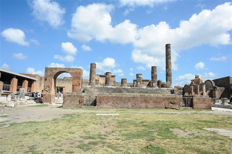Town Square Pompeii Monument Valley Roman Empire Natural Landmarks