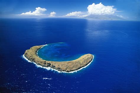 Hawaii Maui Aerial Overview Of Molokini Crater Coral Reef Visible