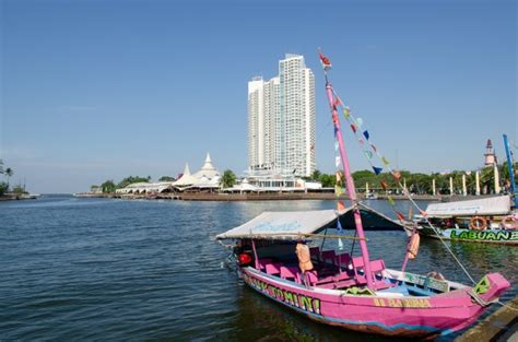 An Afternoon At Ancol Plus Ultra