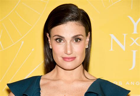 Idina Menzel 2018 Hair Eyes Feet Legs Style Weight And No Make Up