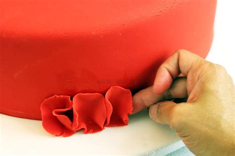 How To Make A Rose Petal Ruffle Cake
