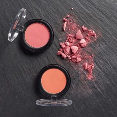 Cream Blush Vs Powder Blush Which One Is Right For You Blush