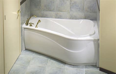 736 x 428 jpeg 27 кб. Small Bathtub Sizes | Tub shower combo, Bathtub shower ...