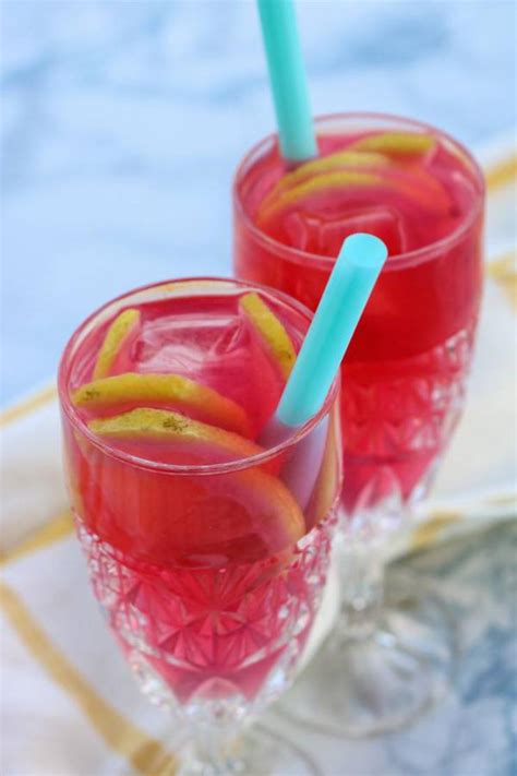 Unless you’re a child, you’ve probably heard cautionary tales from your doctor about the dangers of high cholesterol. Keto Cocktail - BEST Low Carb Keto Alcoholic Drink Recipe