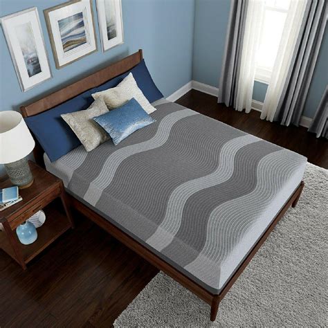 With the icomfort cooling gel memory foam mattress by serta a good night's sleep is just a click away! Serta SleepToGo 14" Gel Memory Foam Luxury Queen