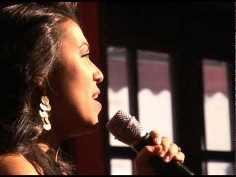 Nayeli Cervantes Knuth Sings Footprints In The Sand Youtube