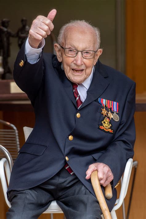 Captain tom moore to get 100th birthday flypast. Captain Tom Moore inspires the next generation of soldiers ...