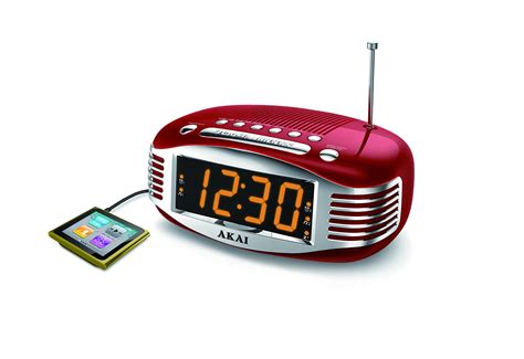 Akai Retro Amfm Pll Alarm Clock Radio Red