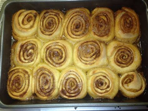 (don't worry, we'll go over this process in more detail with each recipe!) Amish Friendship Bread Cinnamon Rolls | Recipe | Amish ...