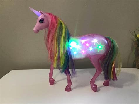 Barbie Dreamtopia Magical Lights Unicorn Item Ubicaciondepersonas