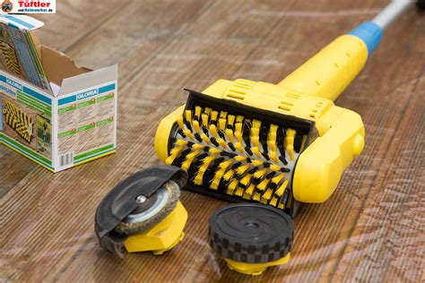 Mit manuellen und elektrischen fugenbürsten reinigen sie bodenplatten im garten, auf der terrasse und um das haus herum einfach und möglichst. Fugenreiniger Gloria MultiBrush im Härtetest