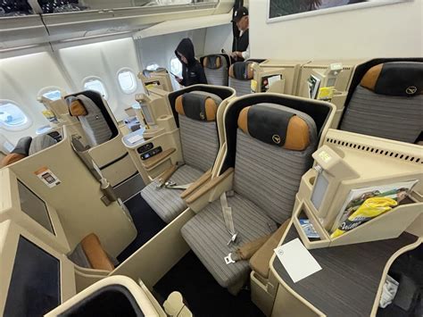 Review Neue Condor Business Class Im Airbus A330 200 Von Mallorca Nach