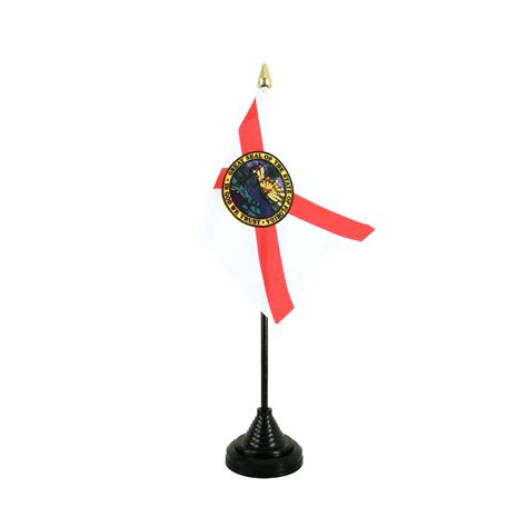 Behind the seal, it has a red saltire, which resembles the spanish cross of burgundy flag used in florida since the early 1500s. Florida Flagge kaufen - FlaggenPlatz Online Shop