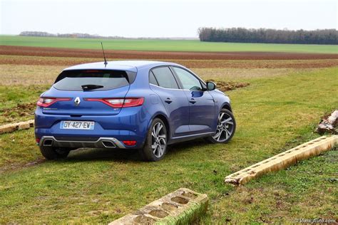 Uniquement disponible en boîte robotisée double embrayage 7 rapports, il équipe la version gt de la mégane. Essai Renault Mégane 4 GT TCe 205, mise en bouche avant la ...