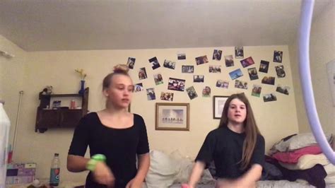 Layla And Ellie Amazing Dance Youtube