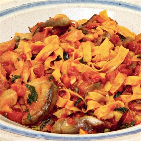 Tagliatelle with Aubergines, Tomato and Basil - The Happy Foodie ...