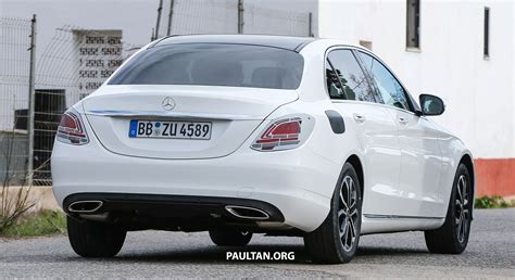 小改款 Mercedes Benz C Class 更多细节曝光，搭载新引擎，外观设计小改，极可能加入液晶化仪表板，荧幕更大