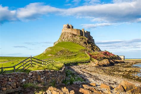 Lindisfarne Castle On The Northumberland Coast England Places Ive Been