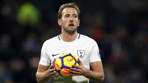 One of our own, harry kane has risen from our academy to establish himself as one of the best strikers around. Harry Kane Was Released By Arsenal Because He Was 'A Bit ...