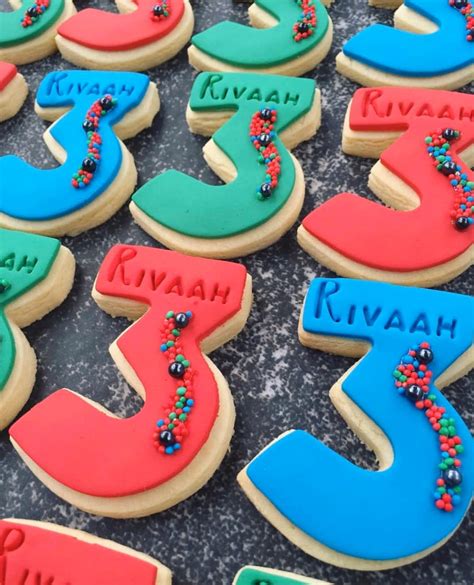 1 Dozen 12 Personalized Number Sugar Cookies Topped With Etsy