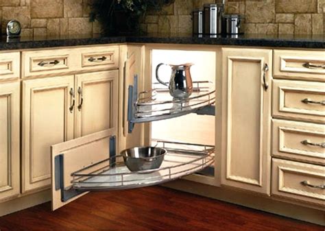 But if you're on a budget, you may want to see these gorgeous corner kitchen cabinet designs below. 20 Corner Kitchen Cabinet Ideas to Maximize Your Cooking Space