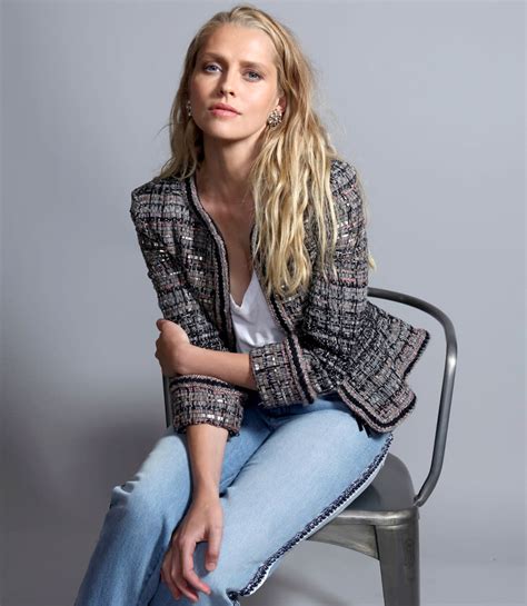 teresa palmer opens up about orthorexia says motherhood ‘liberated her