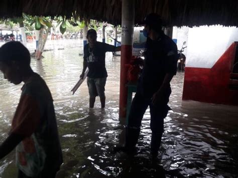 Emergencia En Colombia Por Huracán Iota Más Viviendas Se Inundaron En Coveñas Por Alto Oleaje