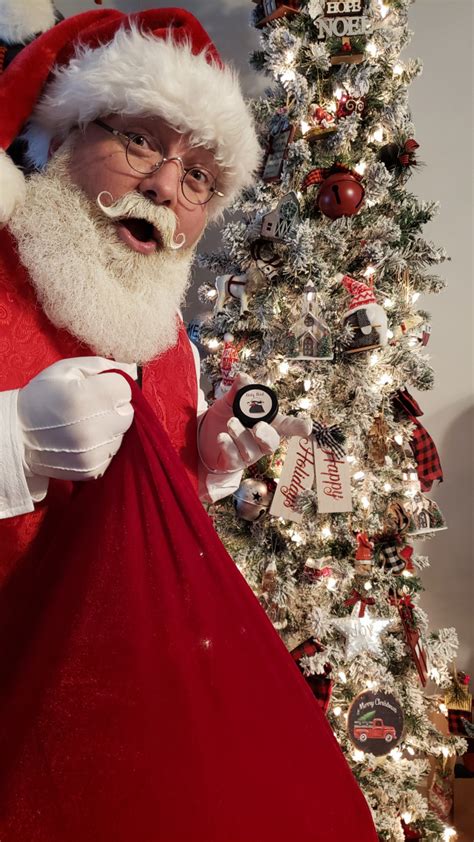 Hire East Tennessee Santa Santa Claus In Knoxville Tennessee