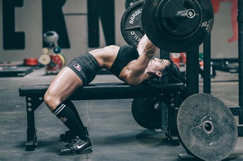 8 Cues To Master Your Bench Press Dan North Fitness