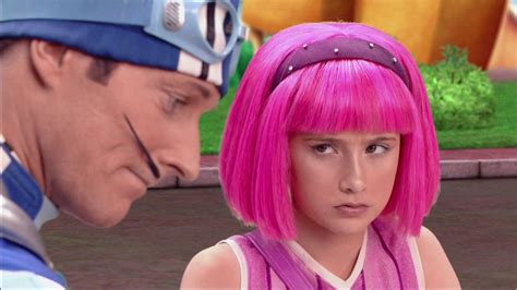 Lazytown S01e04 Crystal Caper 1080p Hd Lazy Town Girls Ask Actors