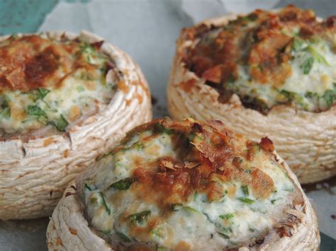 MIDI CUISINE Champignons farcis aux herbes et tofu soyeux végan