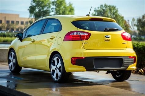 2017 Kia Rio Hatchback Pricing For Sale Edmunds