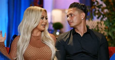 Aubrey Oday Recalls Having Sex With Pauly D On A Plane