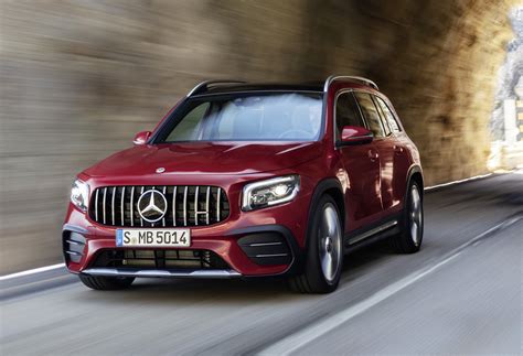 It was unveiled by the german manufacturer daimler ag on 10 june 2019 in park city, utah. 2021 Mercedes-AMG GLB35 revealed, on sale late 2020