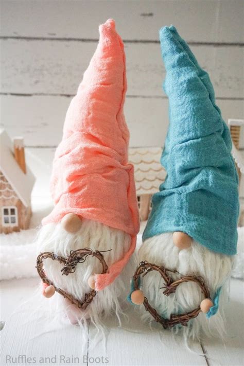 No Sew Gnome Pattern Using Hot Glue Faux Fur Fabric And Etsy Gnome