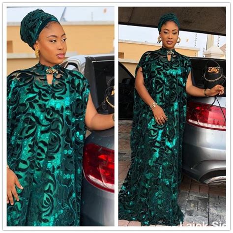 2019 Latest Style Green High Quality African Velvet Lace Fabric With Sequins Nigerian Lace