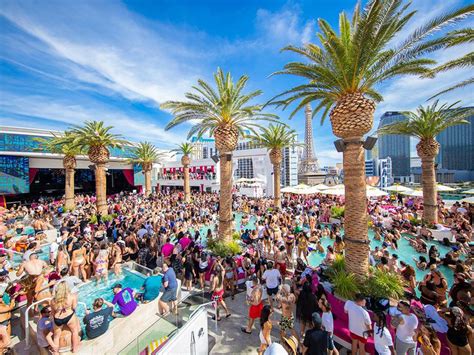 The Ultimate Guide To Dayclubs And Pool Parties In Las Vegas Eater Vegas