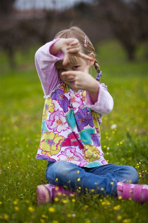 Little Girl Outdoors Stock Image Image Of Lifestyle 22907713