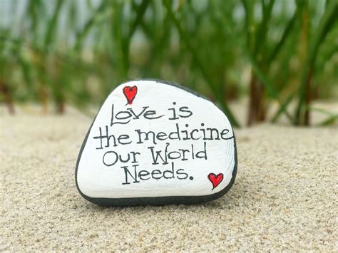 Pin By Megan Murphy On The Kindness Rocks Project Rock Painting Ideas