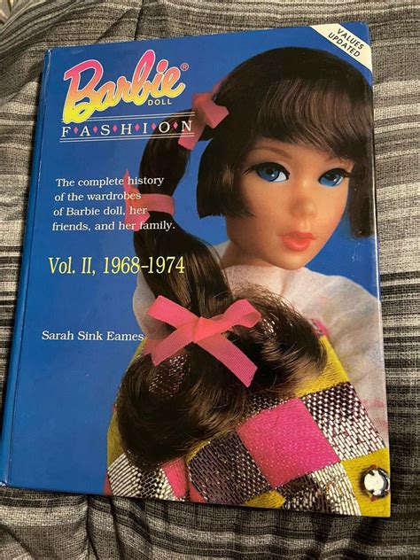 Barbie Fashion Book Vol Ii 1968 1974 Wardrobes Sarah Sink Eames