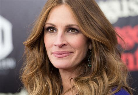 ‘people Names Julia Roberts Worlds Most Beautiful Woman For Record