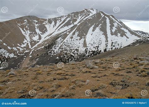 Approaching Boundary Peak In The White Mountains Nevada 13er And State