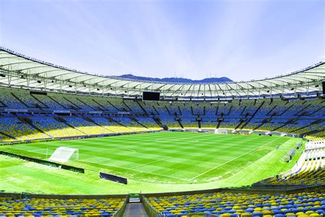 Fluminese the maracana stadium is one of the world's most famous stadiums. Estadio Maracaná Río de Janeiro, visitas, horario, precio y dirección - 101Viajes.com