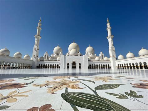 Resumen De H N Art Culos Como Se Vive En Abu Dhabi Actualizado