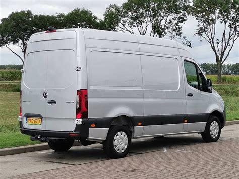 MERCEDES BENZ SPRINTER 319 Camionette