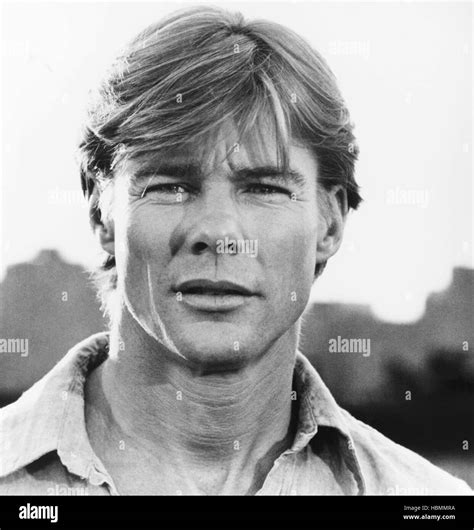 DEFIANCE Jan Michael Vincent 1980 American International cortesía