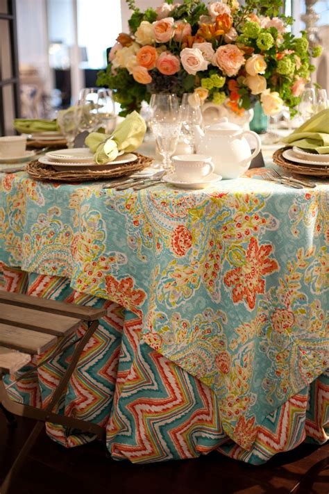 35 Unique Wedding Table Linens Ideas | Table Decorating Ideas