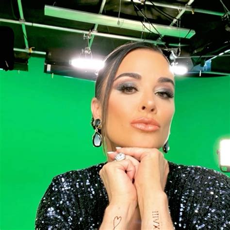 kyle richards reveals she s almost 7 months sober newsfinale
