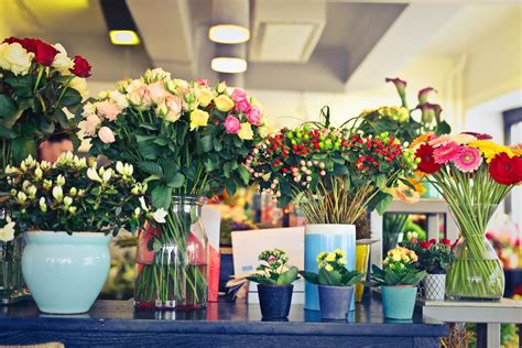 Flower Arrangements Thatll Instantly Cheer Up Any Room New York Spaces