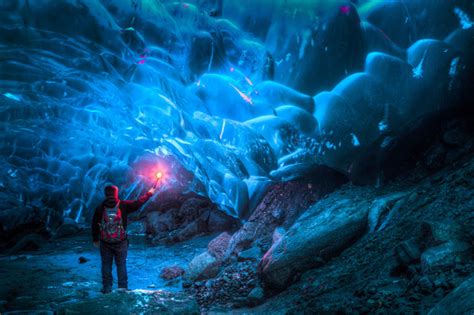 Tremenda Cueva De Hielo En Alaska Imágenes Taringa